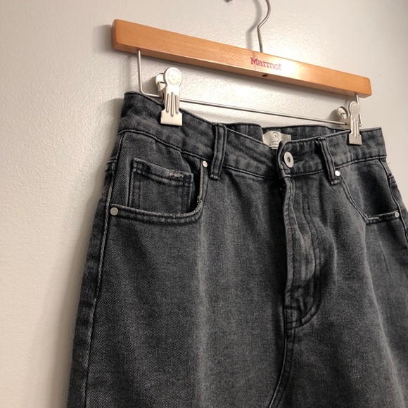 💙2 for $50💙faded black raw hem denim skirt - Picture 2 of 6